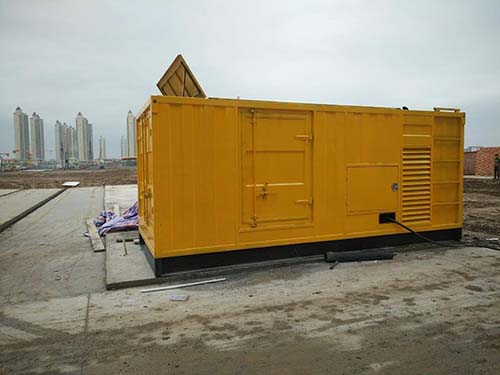 施秉合同中关于乙方责任导致工期延误的赔偿标准应该如何制定?